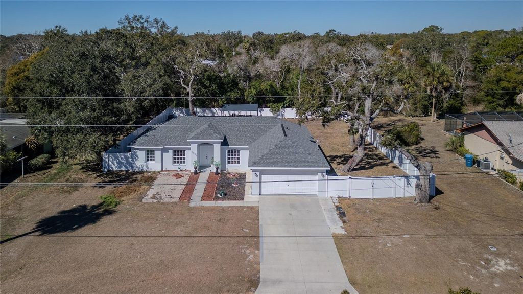 Photo of 1007 Tryon Circle, Spring Hill, FL 34606 (MLS # TB8472422)