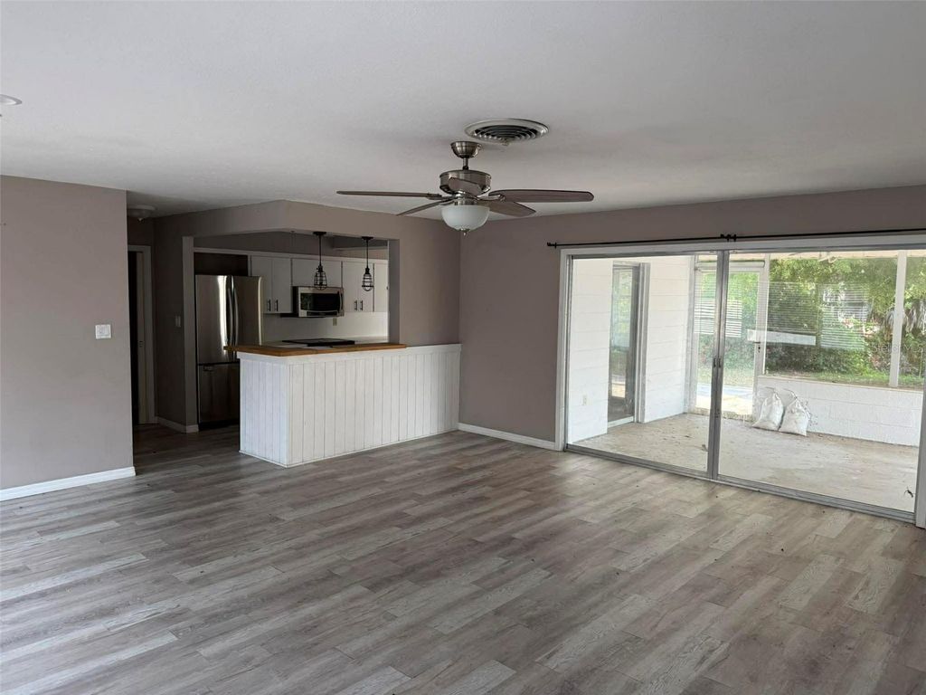 Photo of 3101 Bispham Road, Sarasota, FL 34231 (MLS # A4693789)