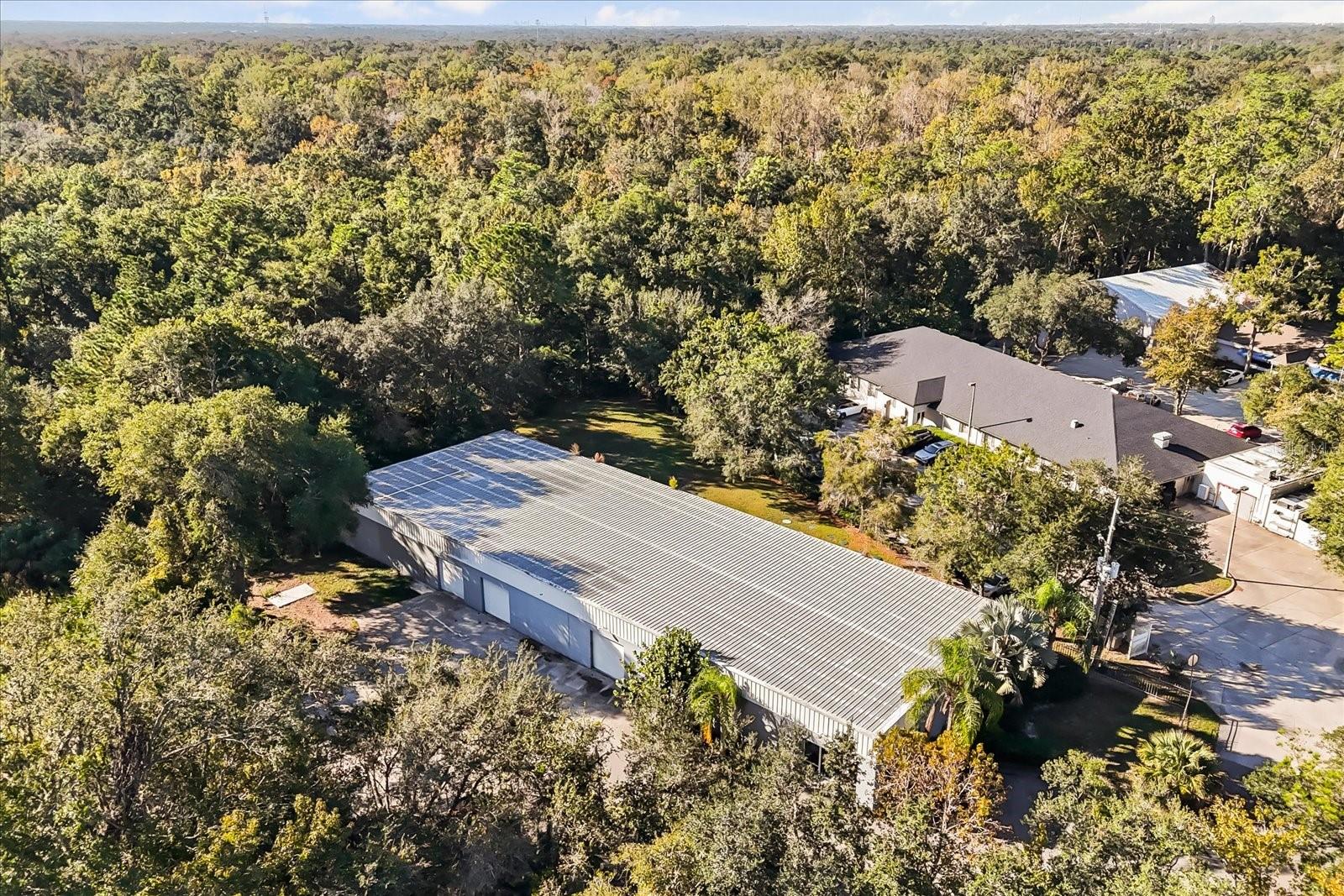 MIDWAY COMMERCE CENTER 1ST ADD - Commercial Lease