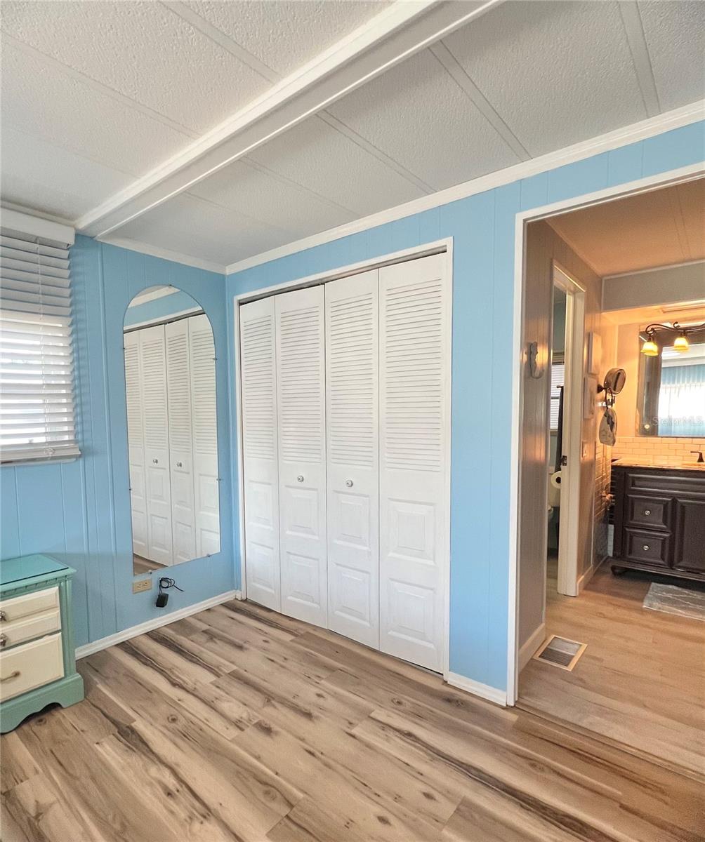 FAIRWAY VILLAGE MOBILE HOME PARK UNREC - Residential