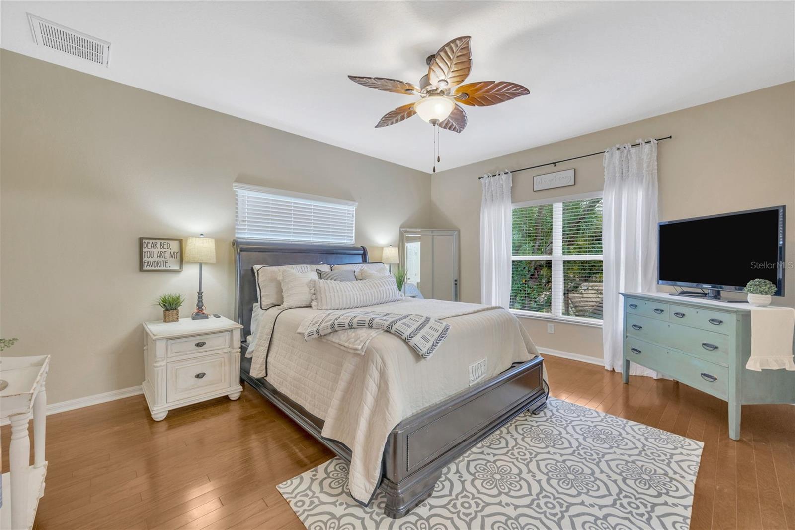 BRENTWOOD TWNHMS PH 01 - Residential