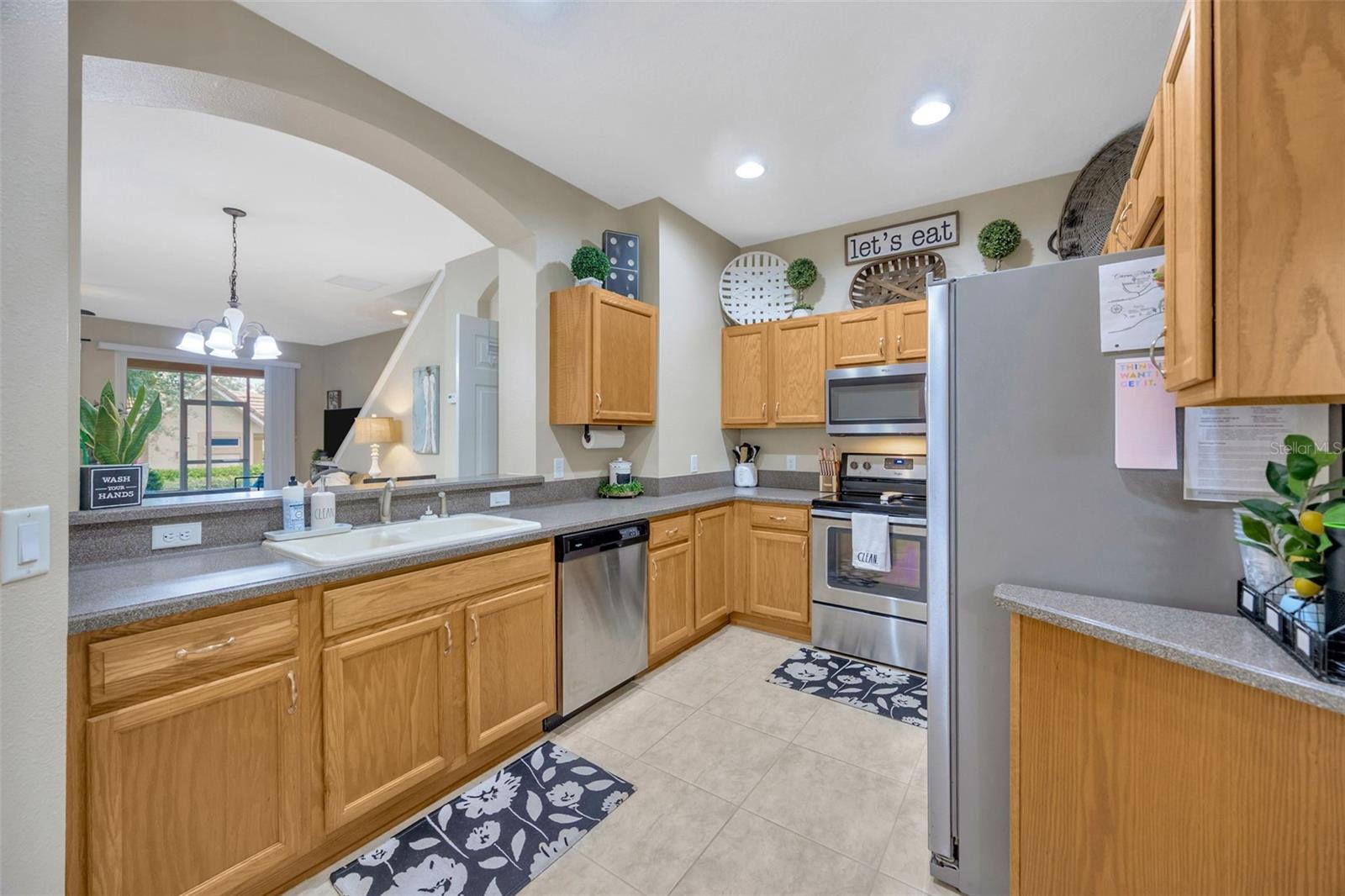 BRENTWOOD TWNHMS PH 01 - Residential