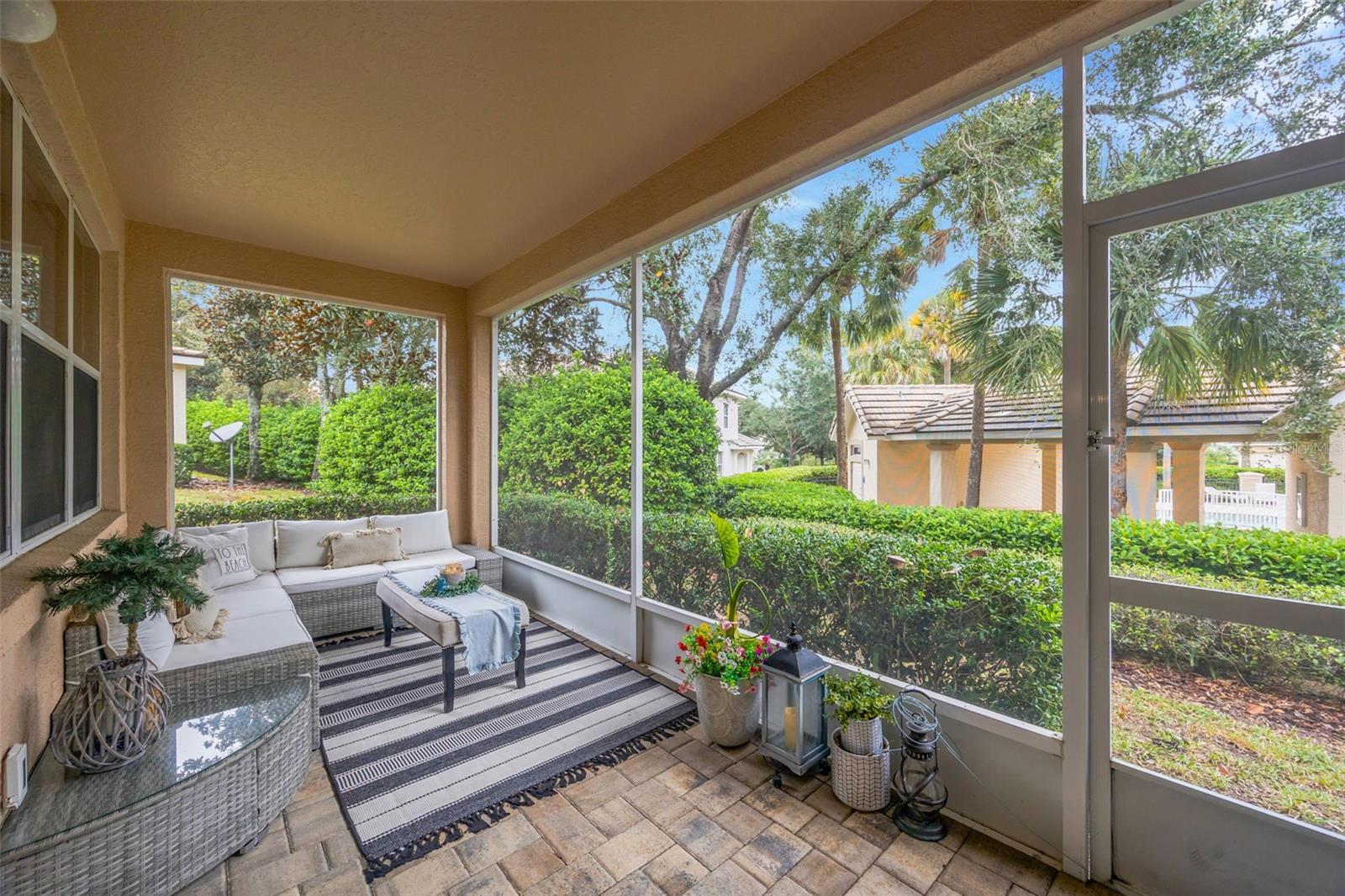 BRENTWOOD TWNHMS PH 01 - Residential