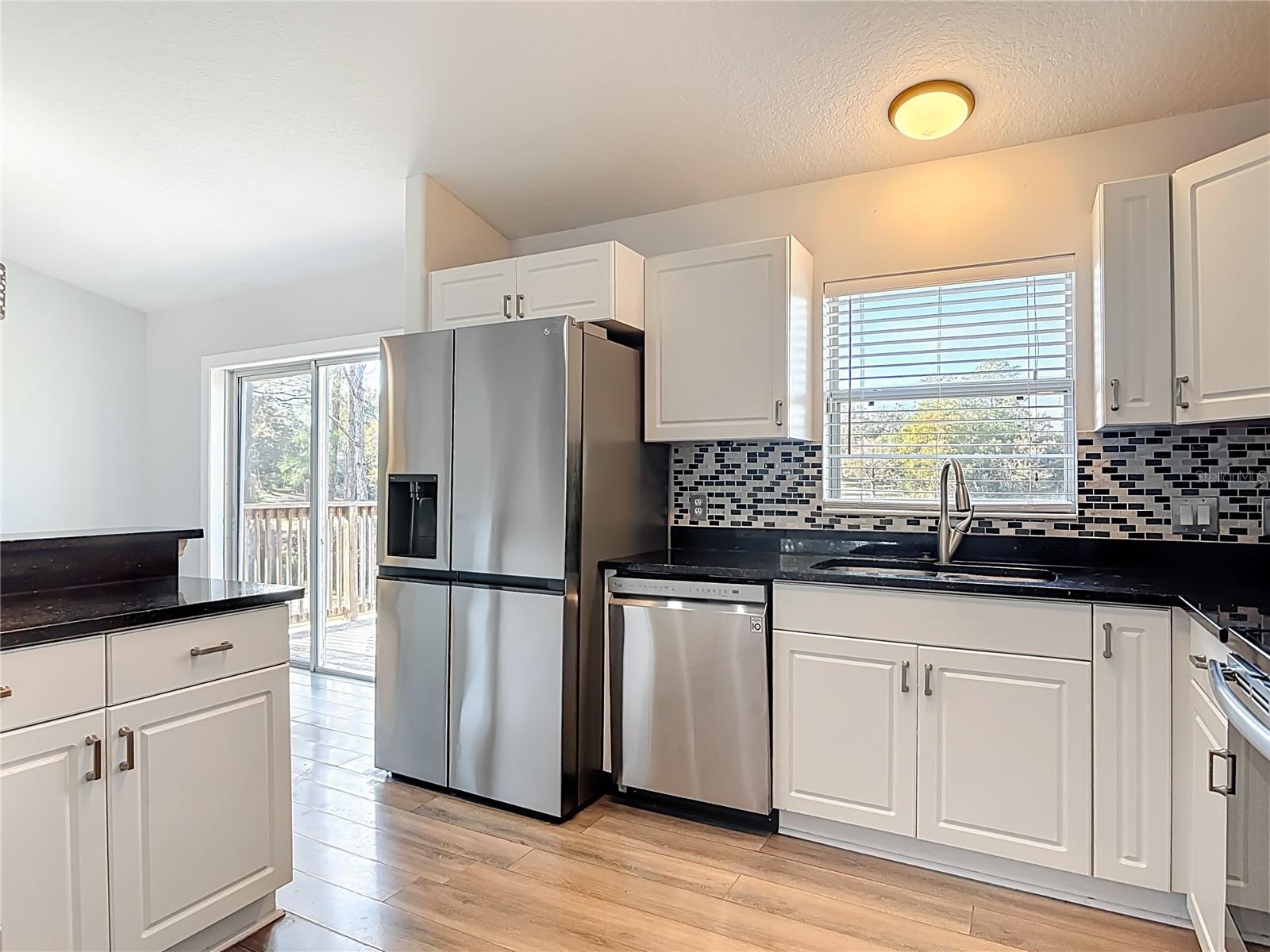 DELTONA LAKES UNIT 72 - Residential Lease