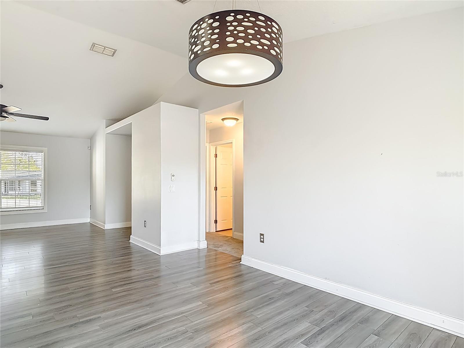 DELTONA LAKES UNIT 72 - Residential Lease