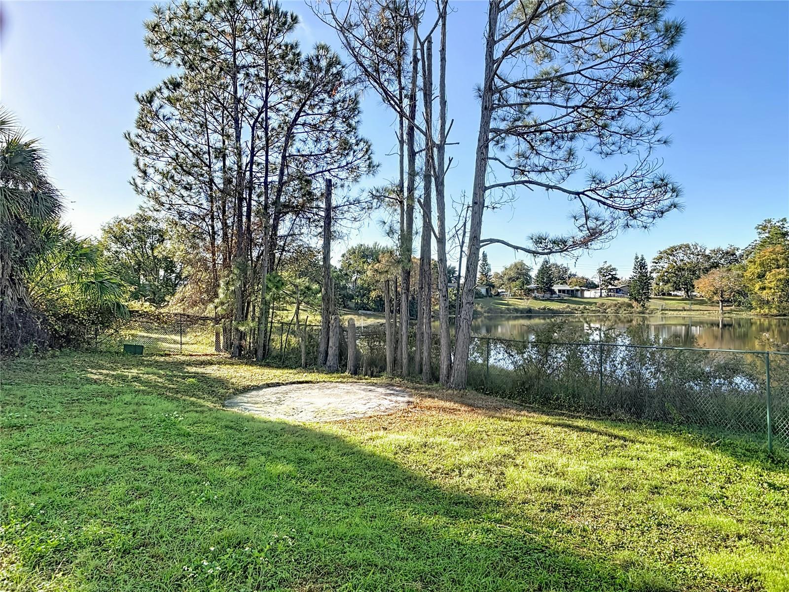 DELTONA LAKES UNIT 72 - Residential Lease