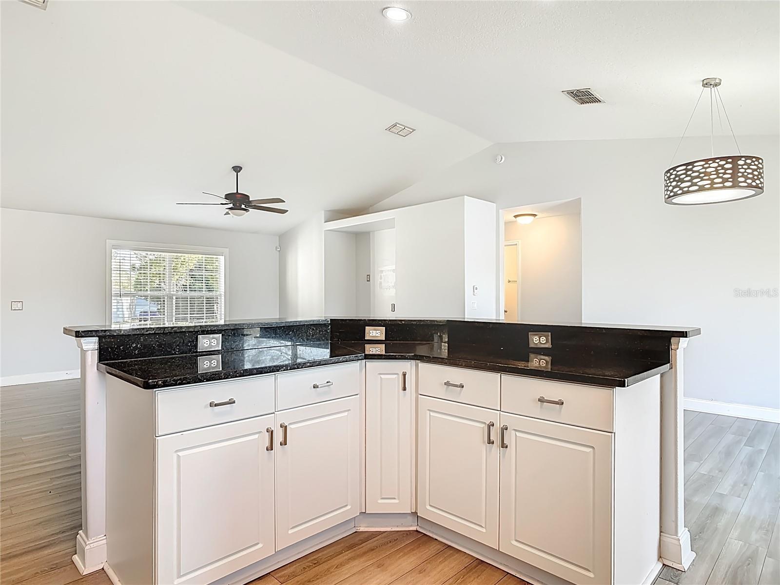 DELTONA LAKES UNIT 72 - Residential Lease