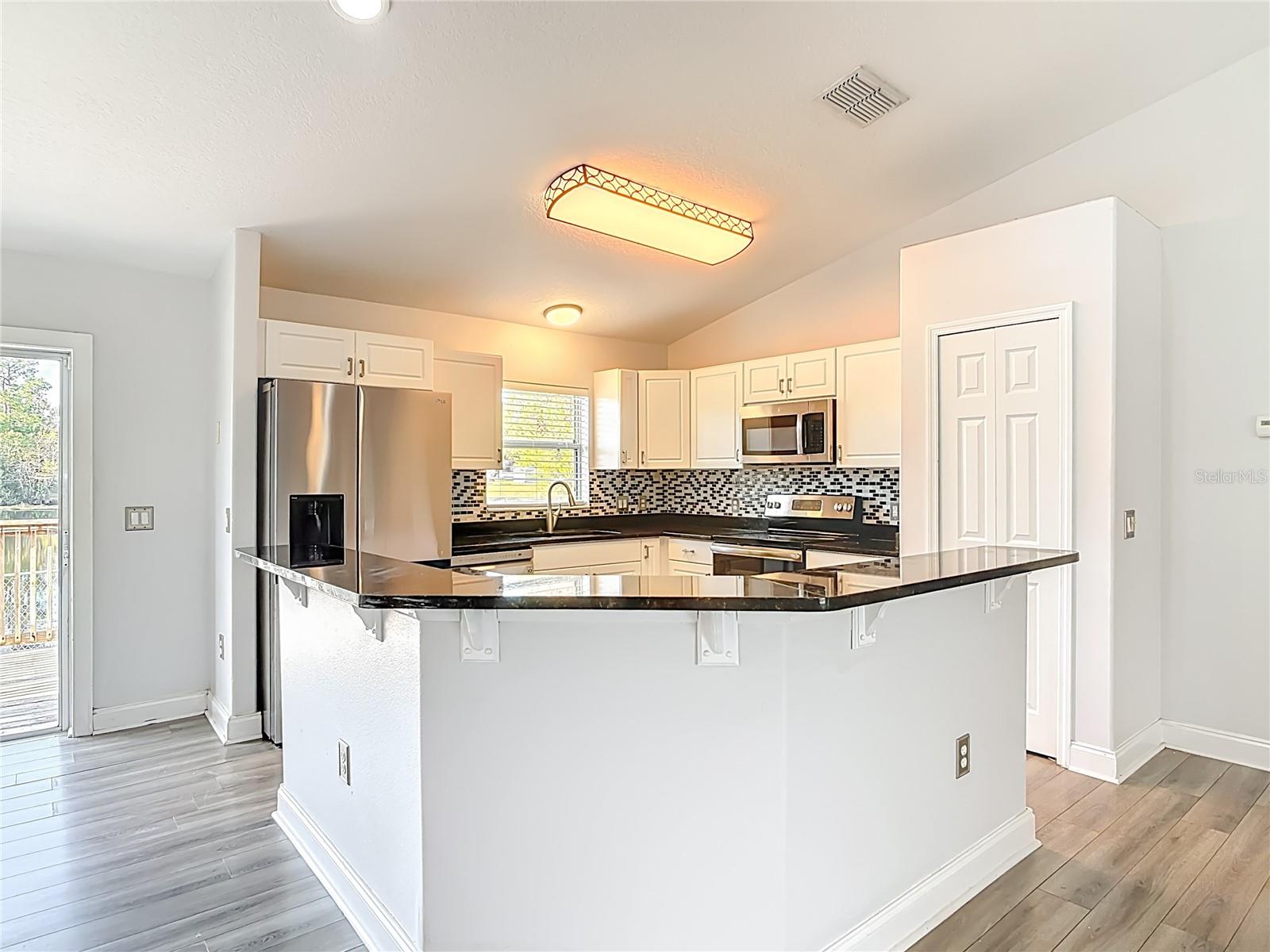 DELTONA LAKES UNIT 72 - Residential Lease