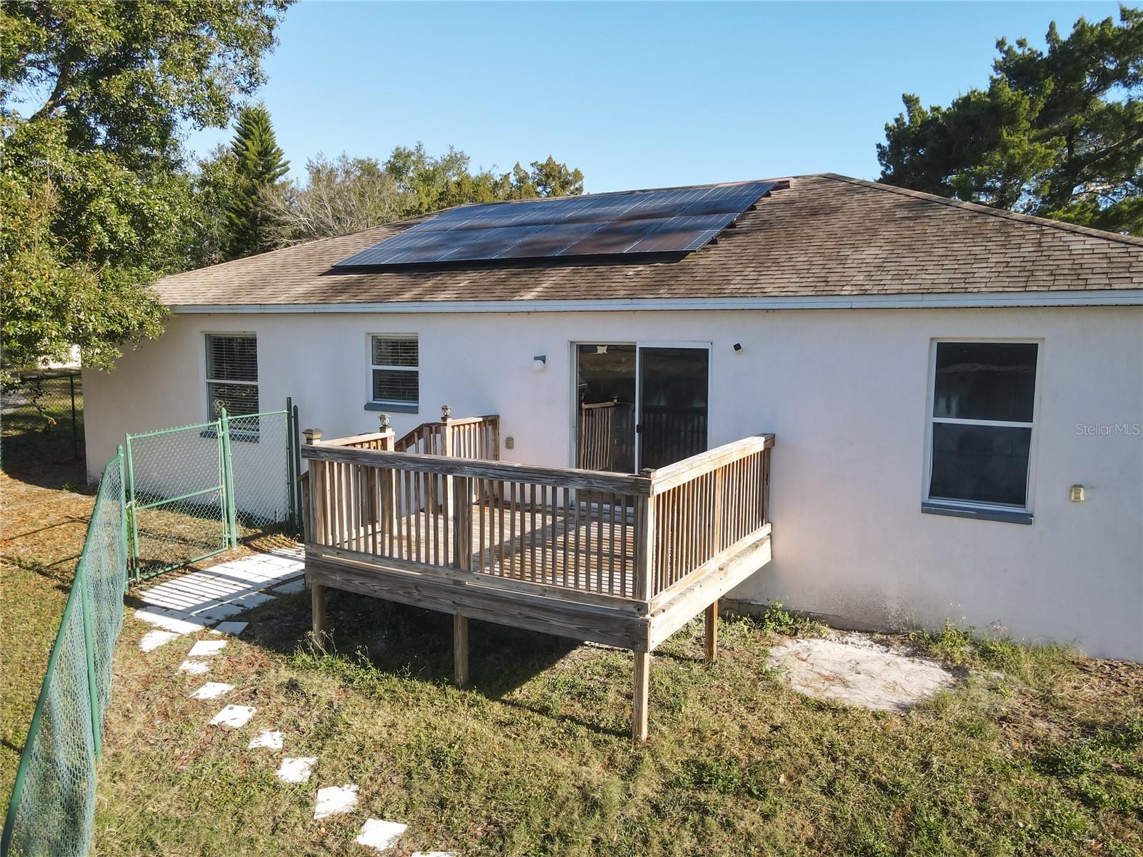 DELTONA LAKES UNIT 72 - Residential Lease