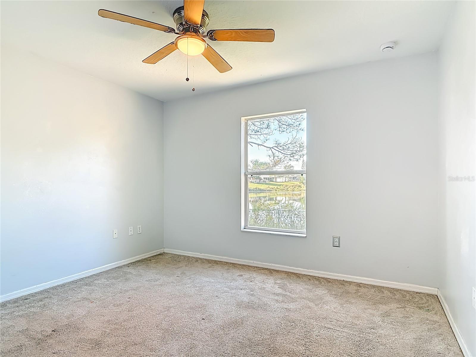 DELTONA LAKES UNIT 72 - Residential Lease