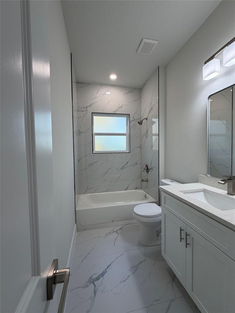 RAINBOW LAKES ESTATES - Residential