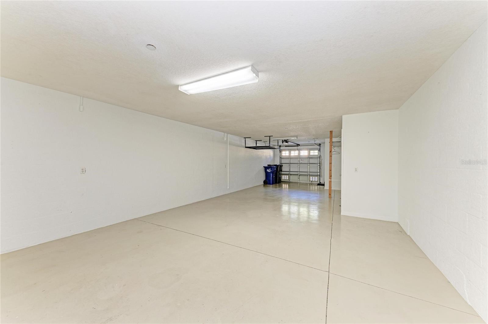 8626 MAJESTIC ELM COURT