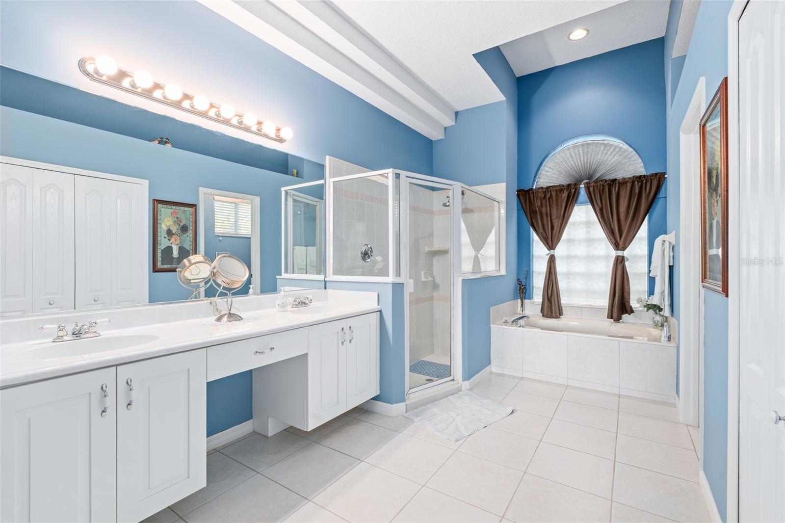 PLANTATION BAY PH 01A UNIT 01-6 - Residential