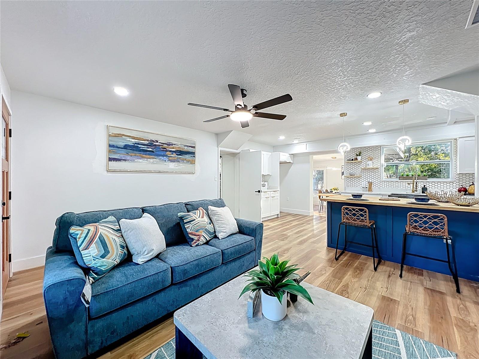 ENGELWOOD PARK - Residential