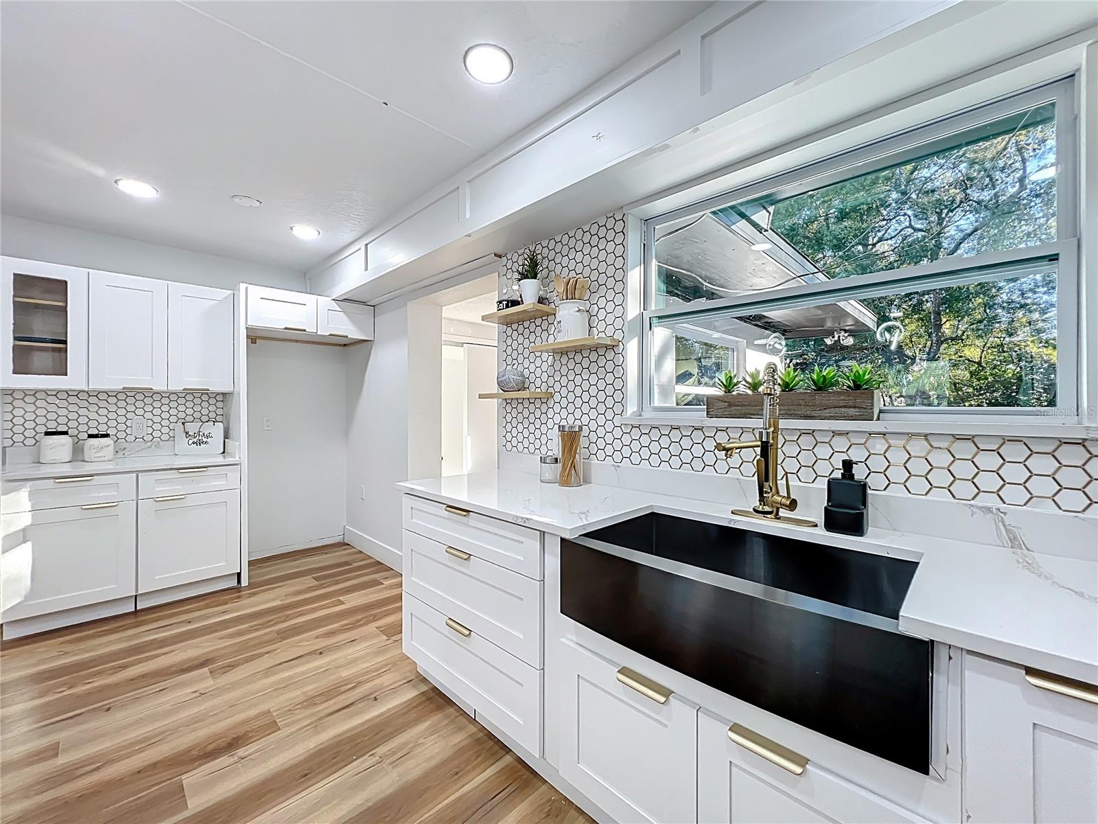 ENGELWOOD PARK - Residential