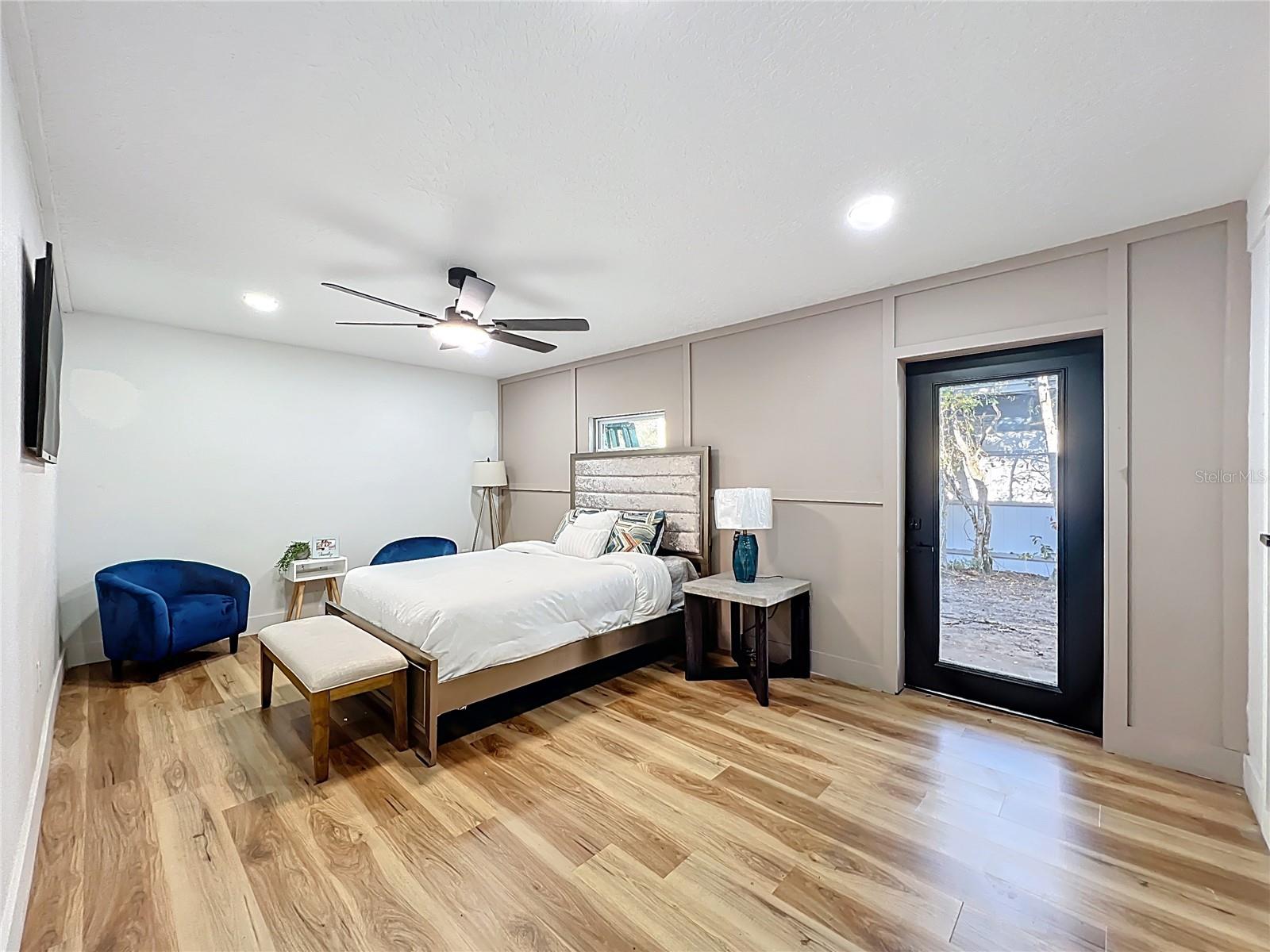 ENGELWOOD PARK - Residential