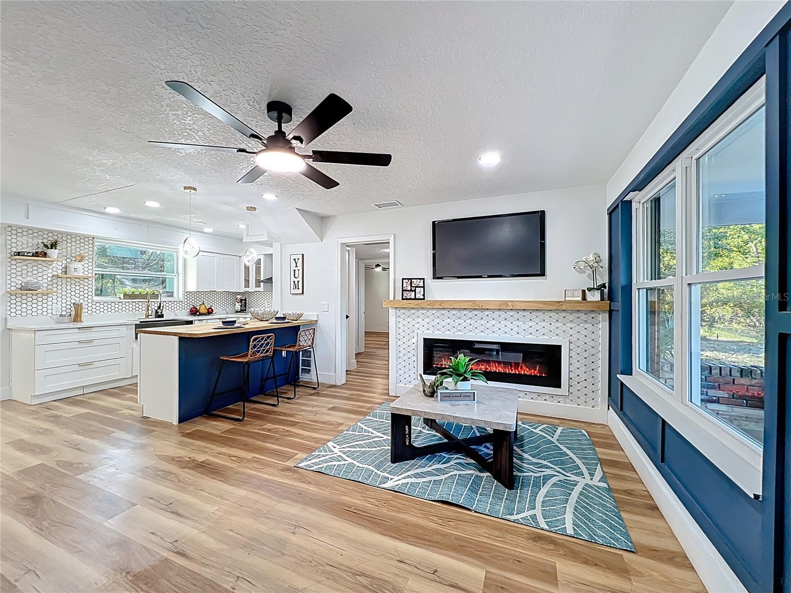 ENGELWOOD PARK - Residential