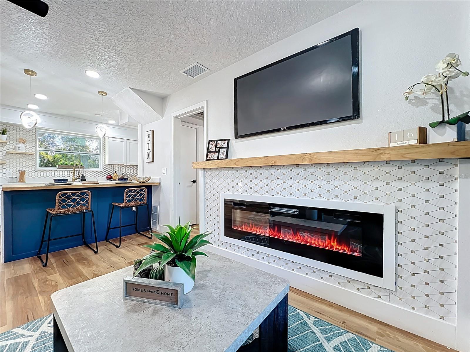 ENGELWOOD PARK - Residential