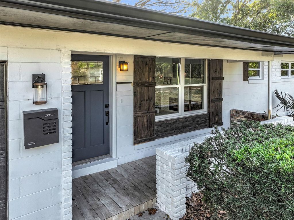 Photo of 6004 Shenandoah Way, Orlando, FL 32807 (MLS # O6374481)