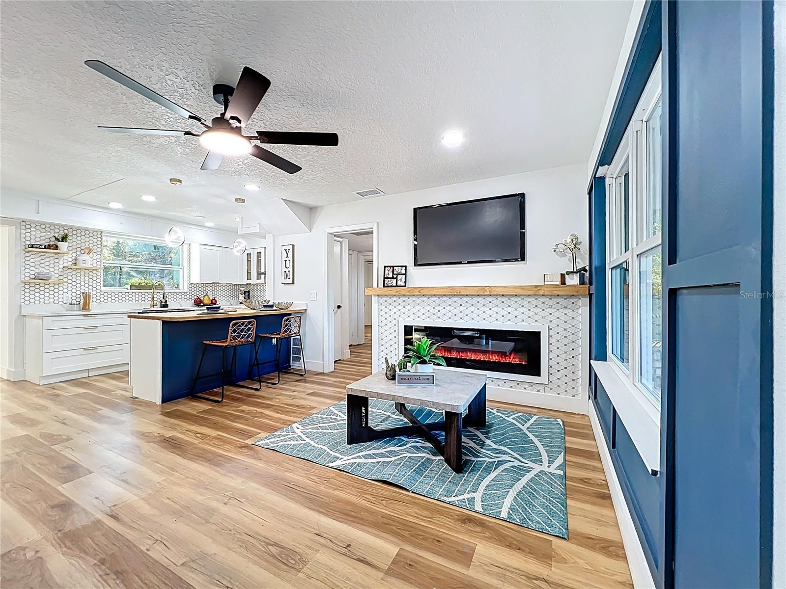 ENGELWOOD PARK - Residential