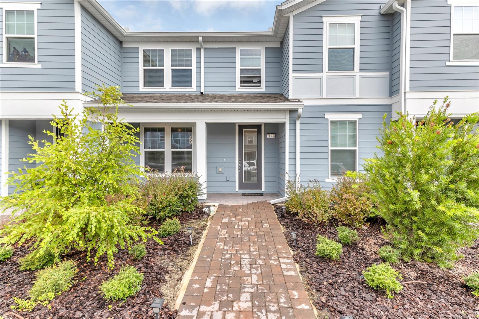 Beautiful townhome located in the highly desirable Lake Nona area! This spacious townhome features 3 bedrooms and 2.5 bathrooms, offering comfort and functionality for the whole family. Nestled in a gated community, residents enjoy top-notch amenities, including a resort-style pool, fitness center, playground, basketball court, and tennis courts. The open layout provides plenty of natural light, and the prime location places you just minutes from shopping, dining, top-rated schools, and Medical City. A perfect blend of lifestyle and convenience awaits!