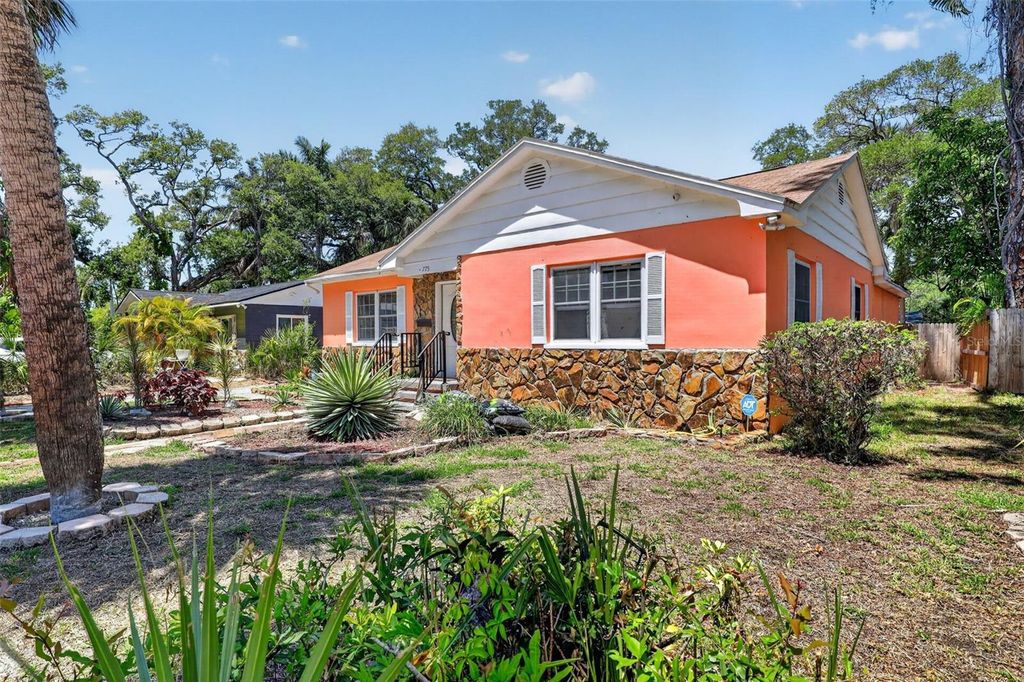 Photo of 775 28th Avenue S, St Petersburg, FL 33705 (MLS # O6394592)