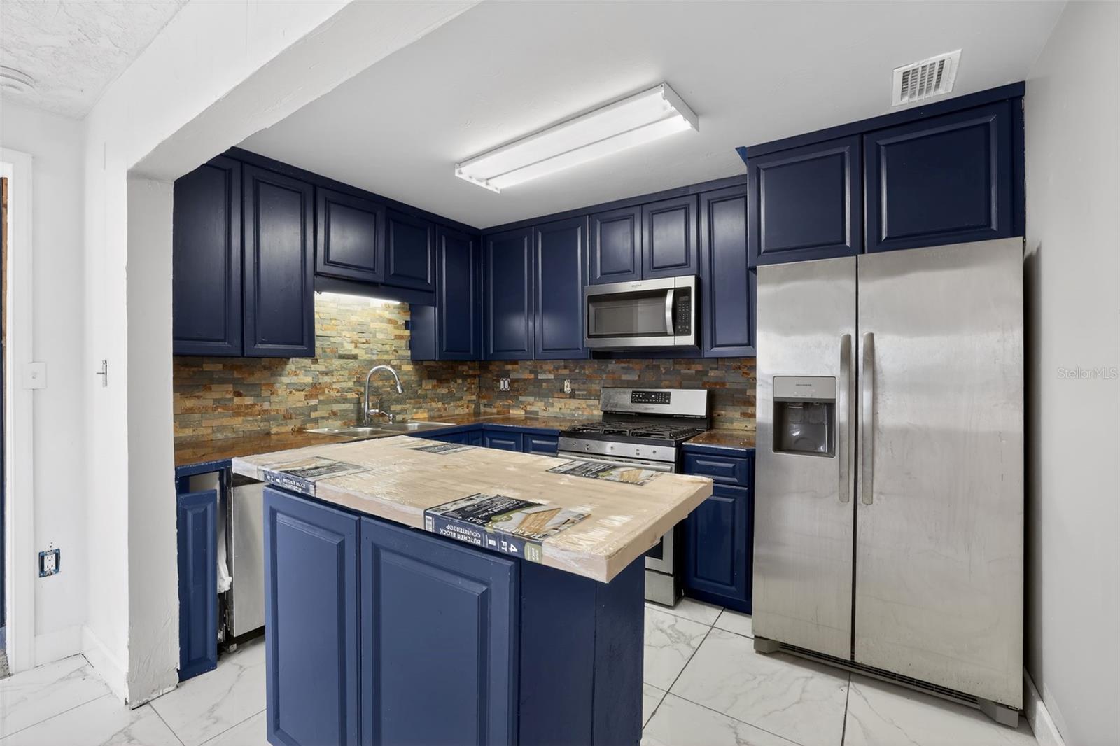 PALLANZA PARK REP - Residential