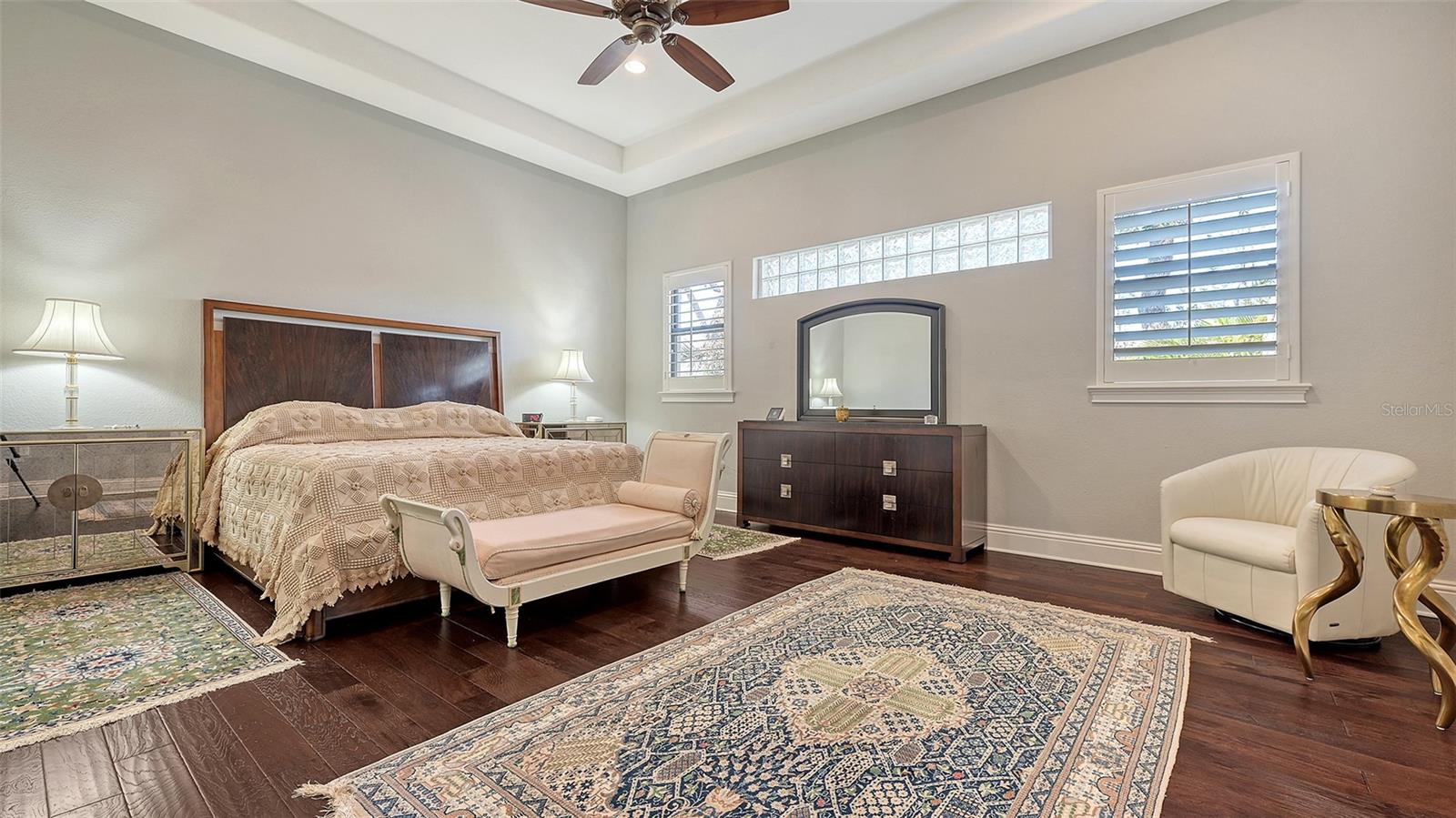 BAY ISLES - Residential