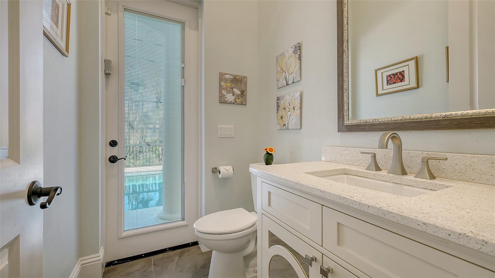 BAY ISLES - Residential