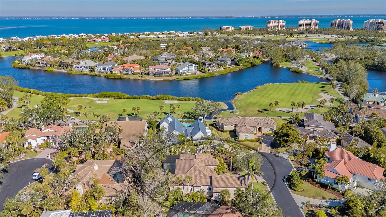 BAY ISLES - Residential