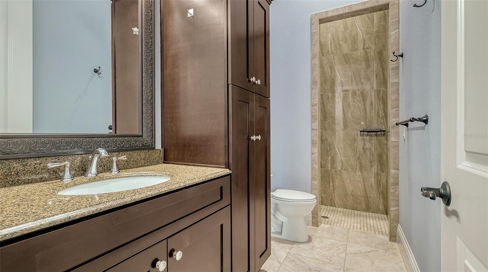 BAY ISLES - Residential