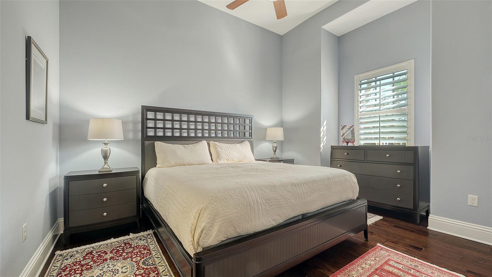 BAY ISLES - Residential