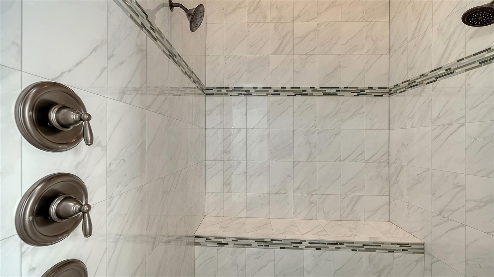 BAY ISLES - Residential