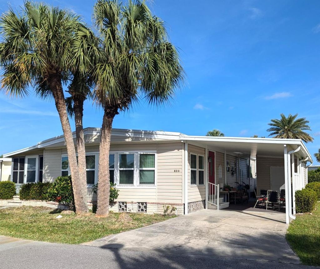 Photo of 2100 Kings Highway #400, Port Charlotte, FL 33980 (MLS # D6141868)