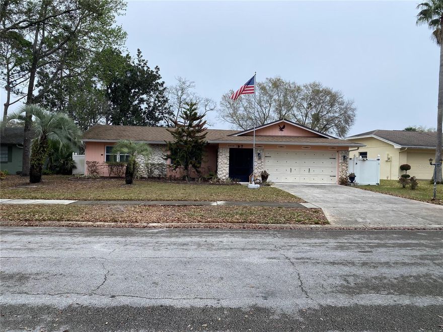 Situated in sought-after Oak Forest, this 3-bedroom, 2-bath home offers a spacious floor plan and mature landscaping a split-bedroom design and inviting porch areas ideal for relaxing or entertaining.
Currently occupied and marketed with exterior photos only. Interior access is limited. This is an excellent opportunity for buyers seeking potential in a well-established community. Due to limited access, buyers should be prepared to purchase subject to interior inspection once access is granted.