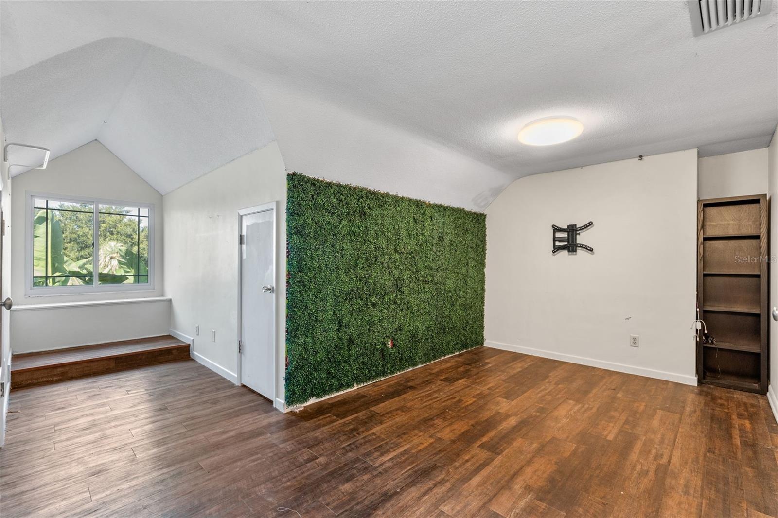 DOMMERICH HILLS FIFTH ADD - Residential