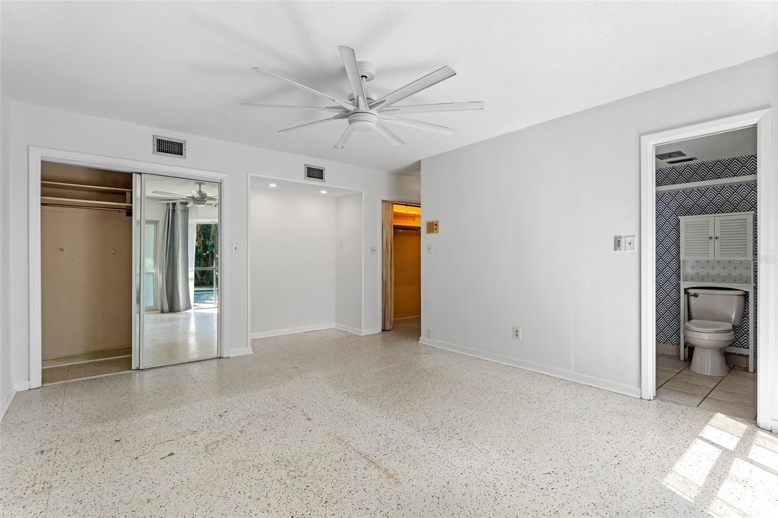 DOMMERICH HILLS FIFTH ADD - Residential
