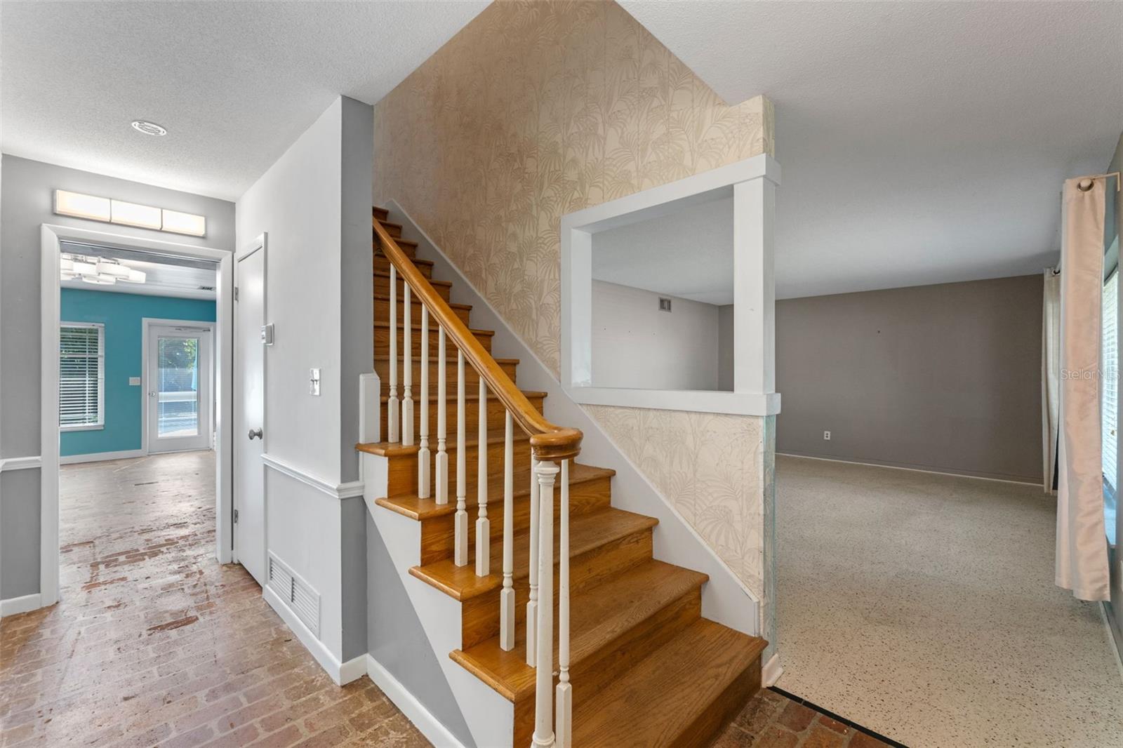 DOMMERICH HILLS FIFTH ADD - Residential