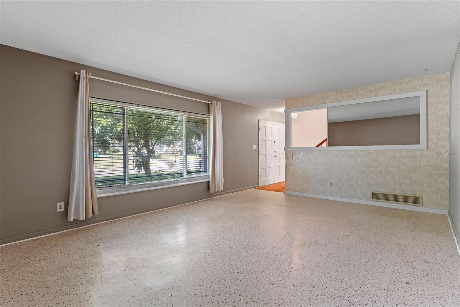 DOMMERICH HILLS FIFTH ADD - Residential