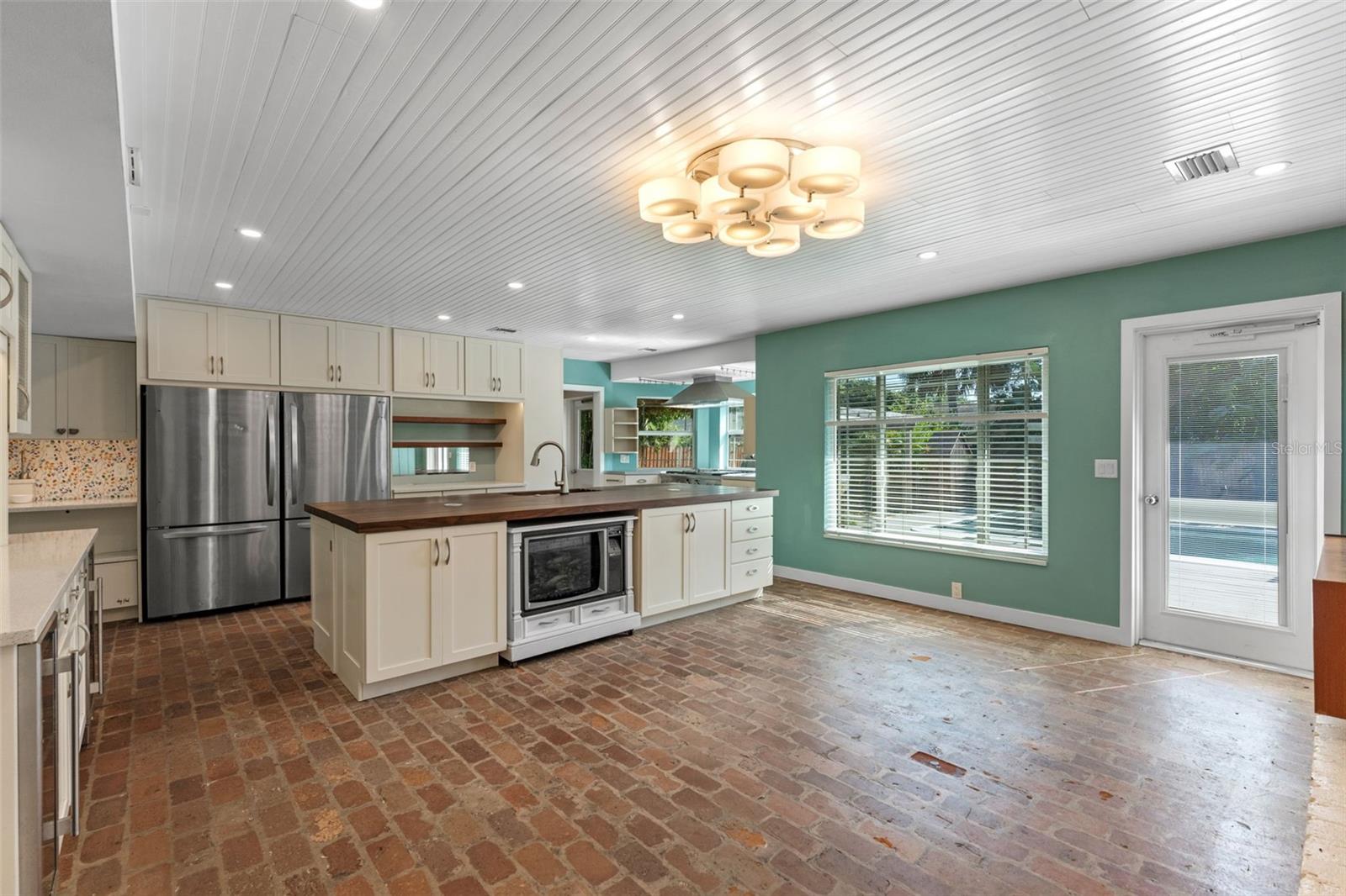 DOMMERICH HILLS FIFTH ADD - Residential
