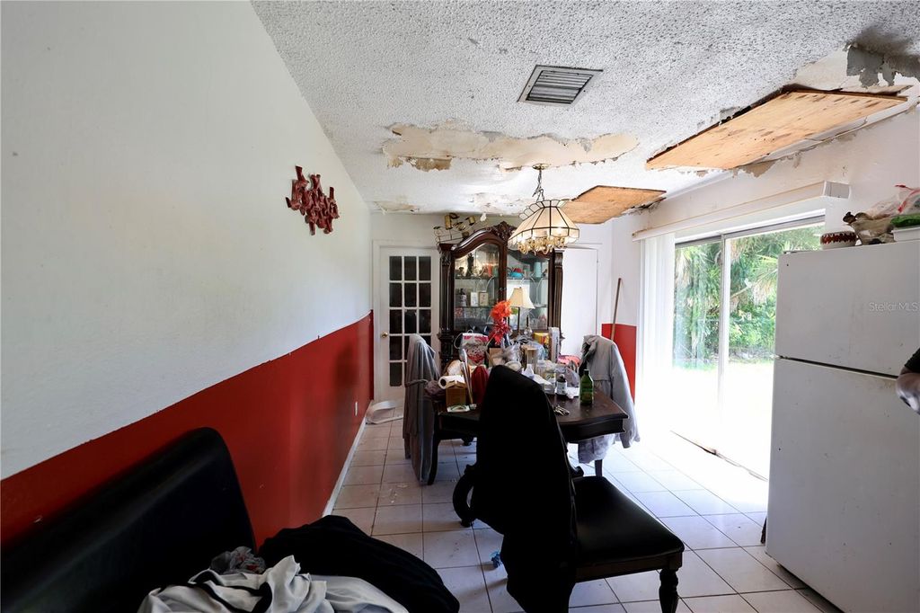 Photo of 2009 S Summerlin Avenue, Sanford, FL 32771 (MLS # O6372106)