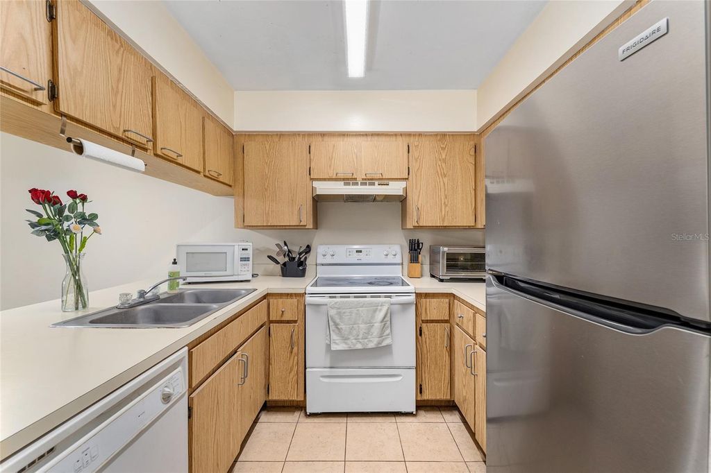 Photo of 2635 SW 35 Street #604, Gainesville, FL 32608 (MLS # GC537571)