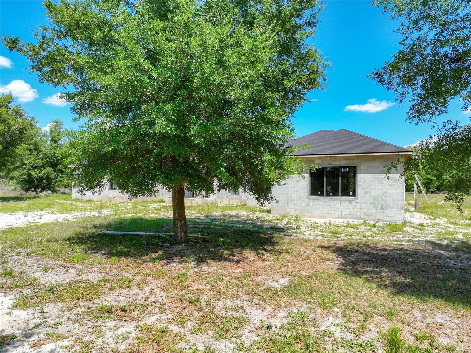 5195 SOUTHERN OAKS COURT