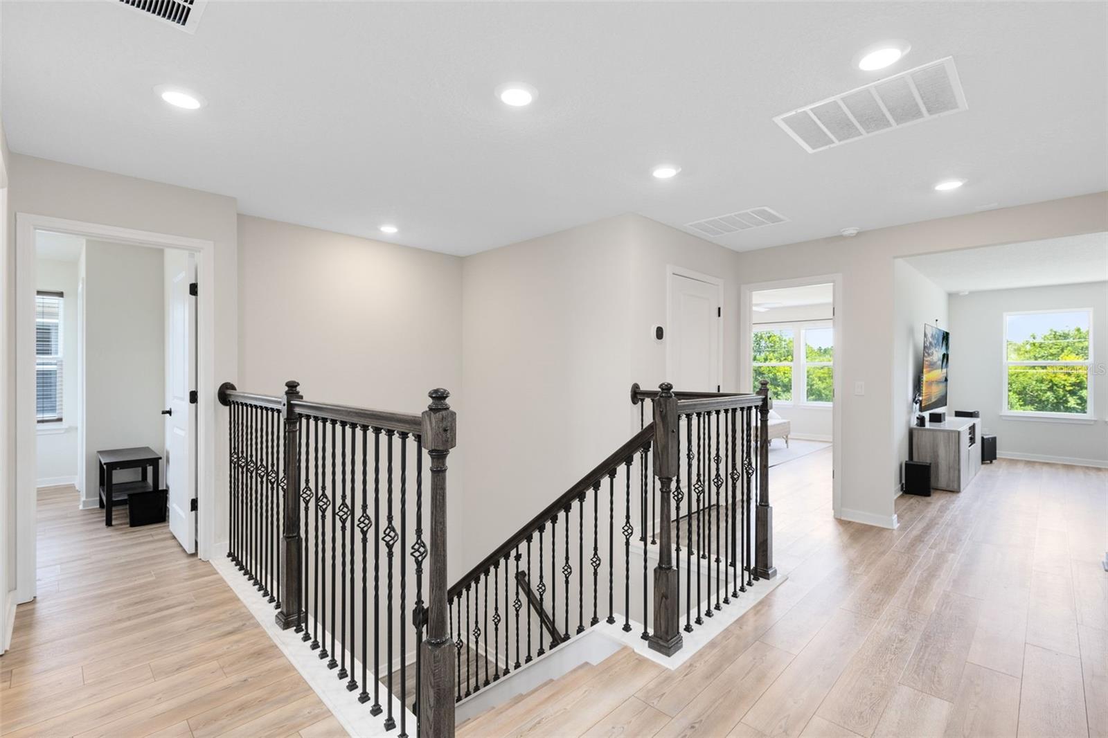 SPLIT OAK RESERVE - Residential