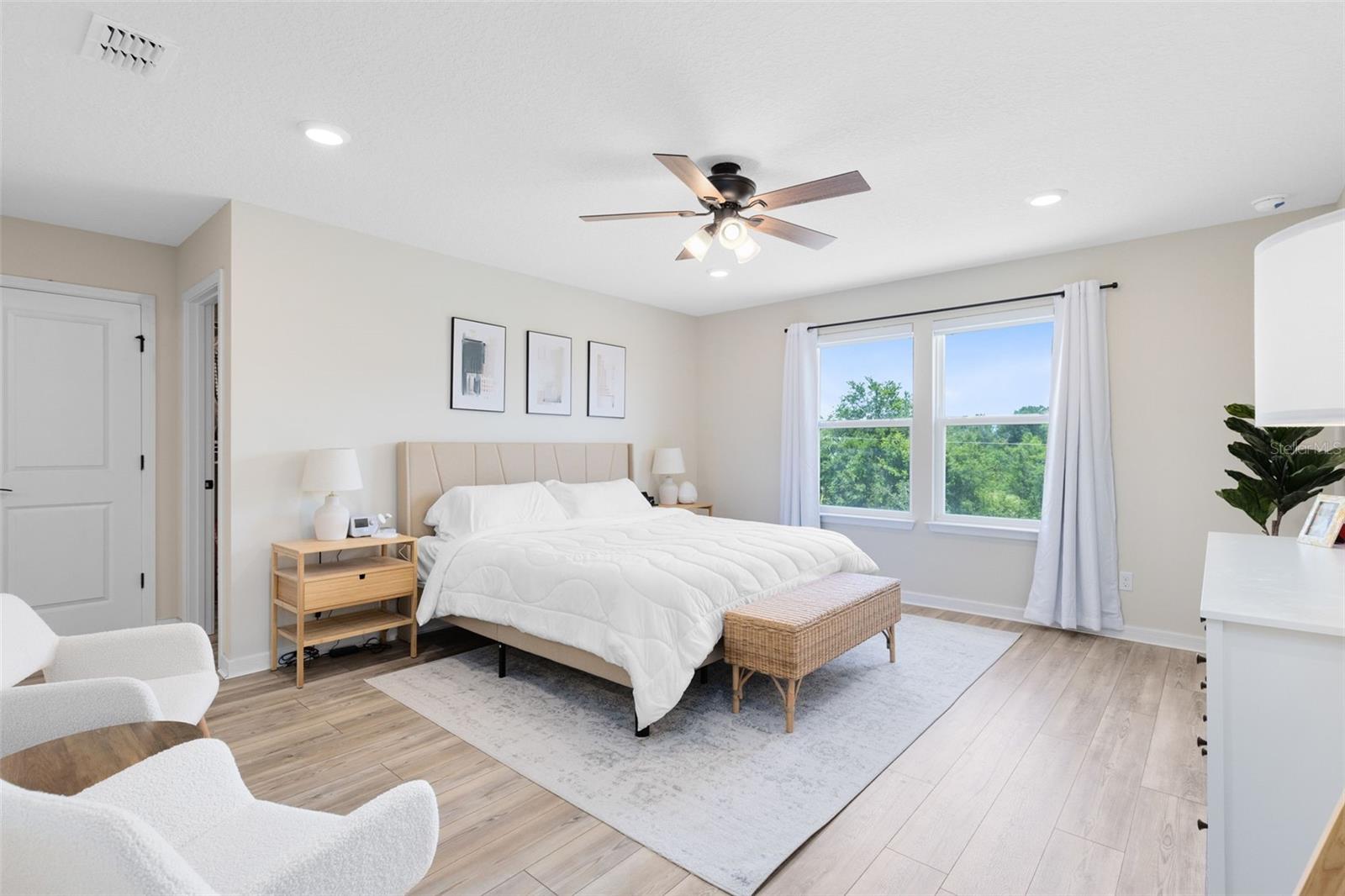 SPLIT OAK RESERVE - Residential