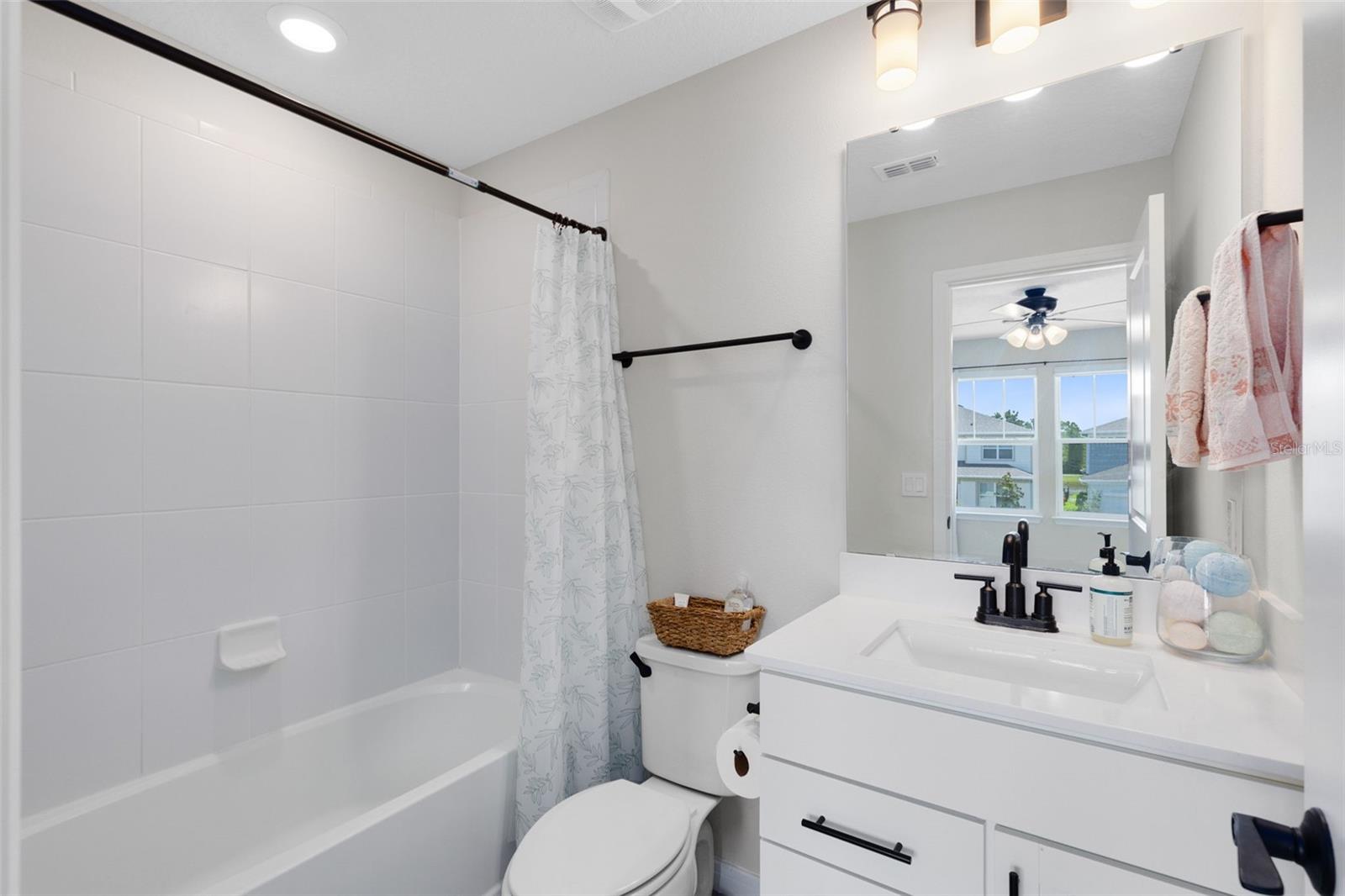 SPLIT OAK RESERVE - Residential