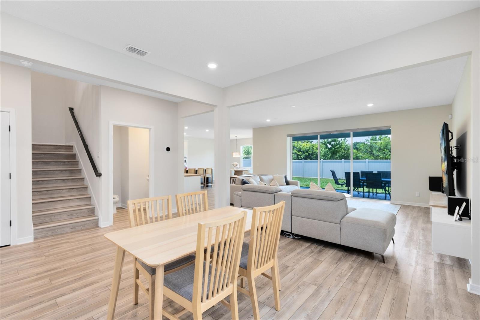 SPLIT OAK RESERVE - Residential