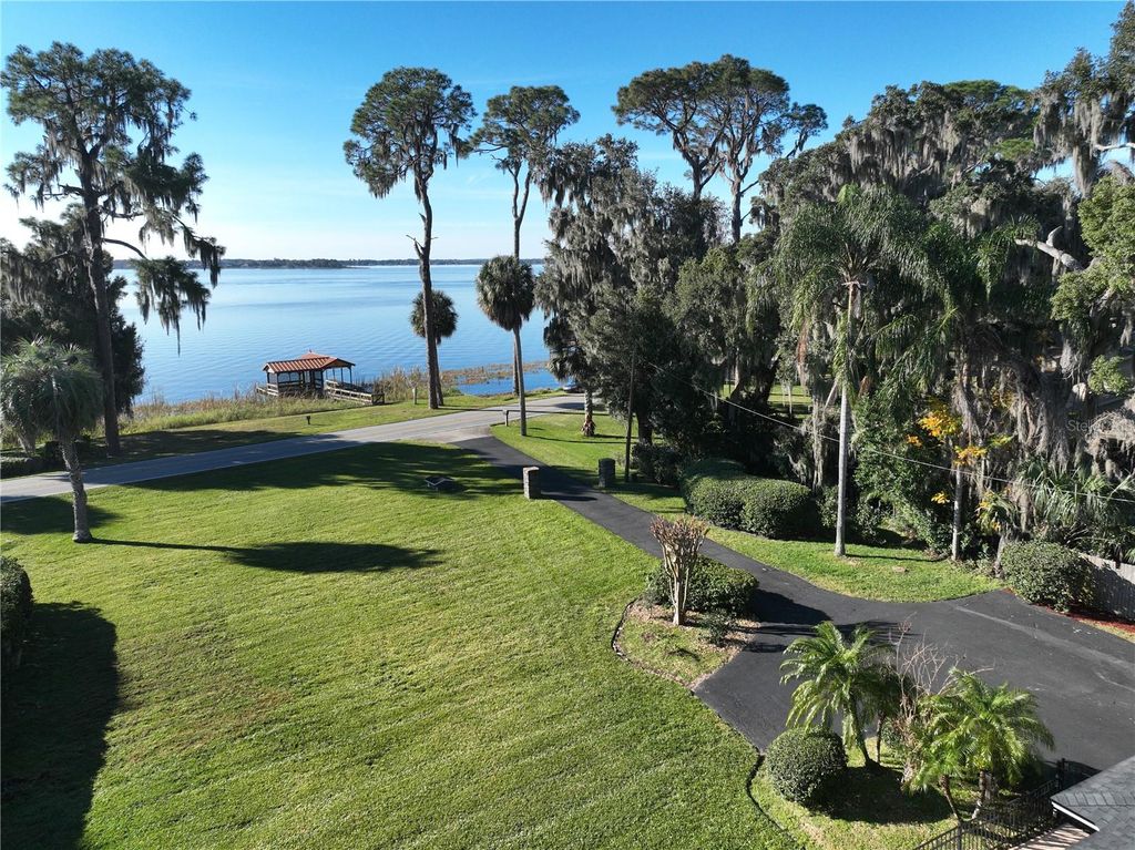 Photo of 2349 Lakeshore Drive, Mount Dora, FL 32757 (MLS # O6359574)