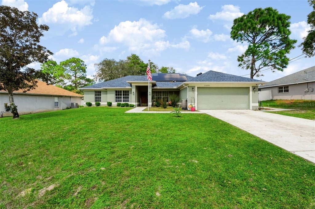 Photo of 11009 Thornberry Drive, Spring Hill, FL 34608 (MLS # TB8557712)