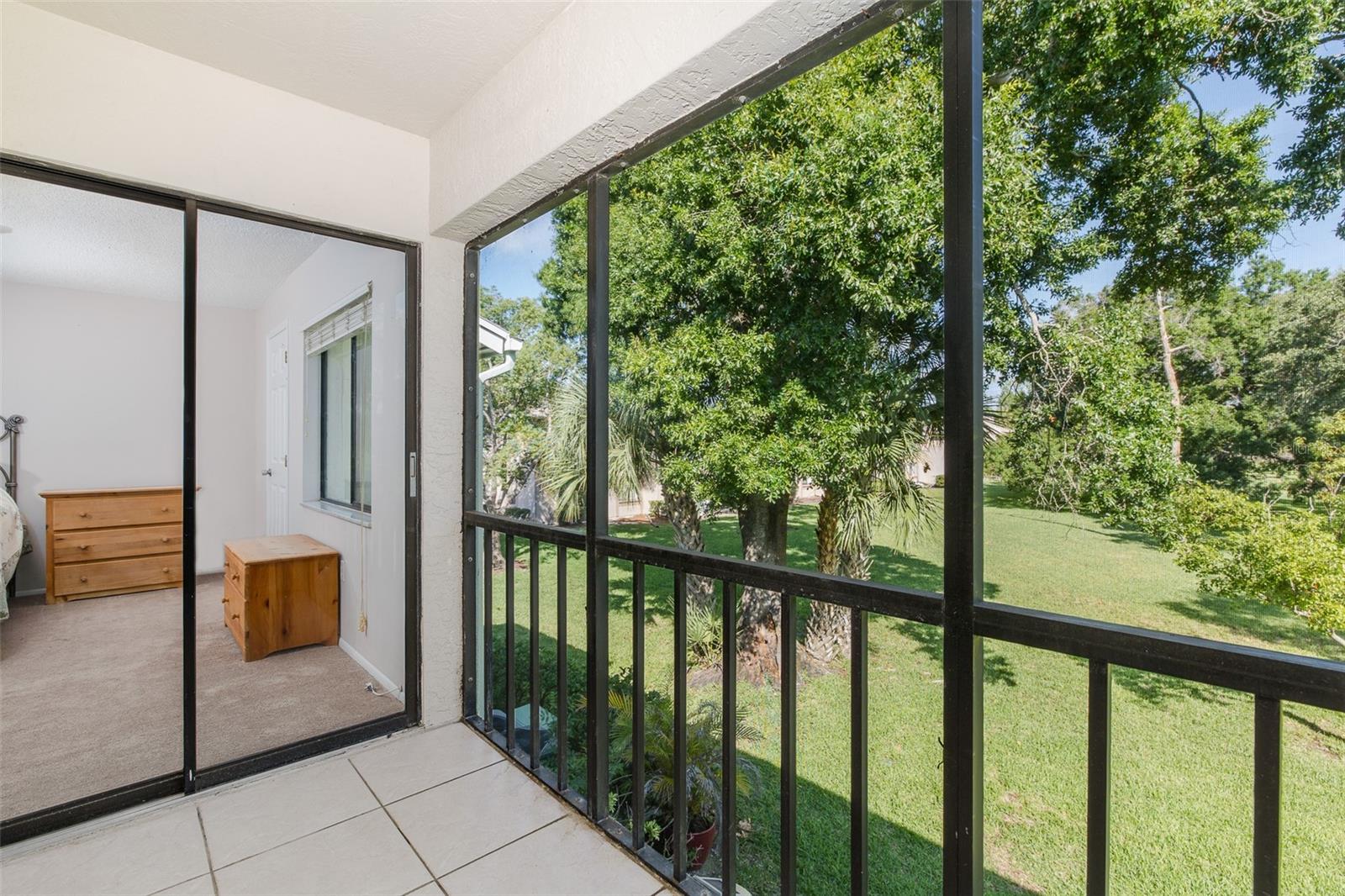 EAST LAKE WOODLANDS - Residential